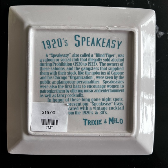 JAZZYS SOCIAL CLUB COCKTAIL NAPKIN TRAY
Trixie & Milo - Picture 2 of 2